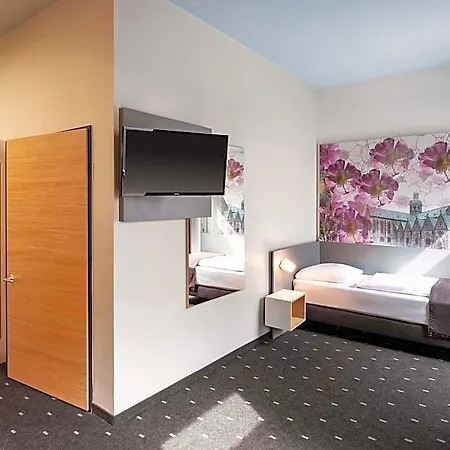 ホテル B&B Hotel Hildesheim ヒルデスハイム