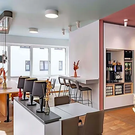 ホテル B&B Hotel Hildesheim