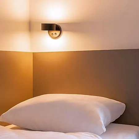 ホテル B&B Hotel Hildesheim 3*