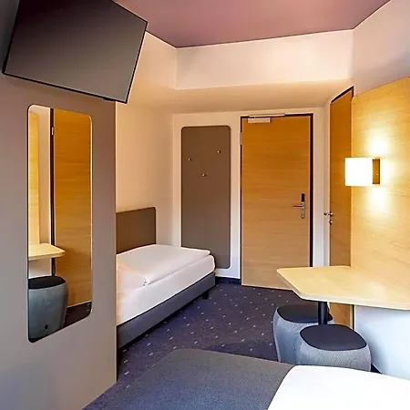 ホテル B&B Hotel Hildesheim 3*